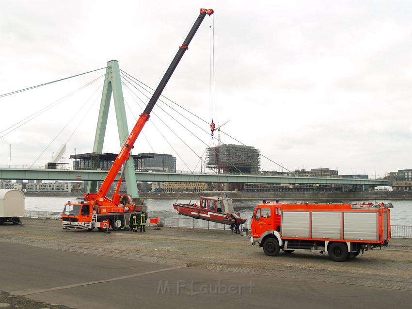 Wartungsarbeiten Rettungsboot Ursula P04.JPG